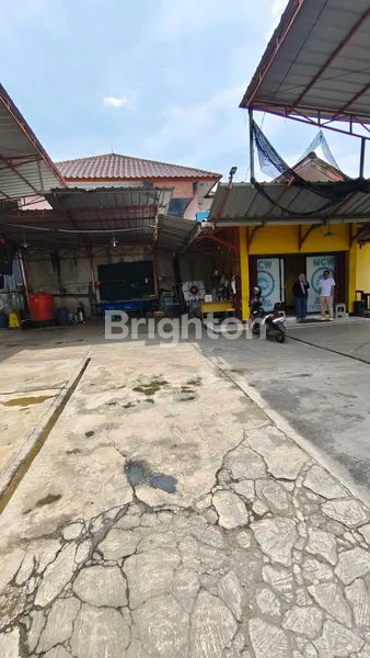 image TEMPAT USAHA STRATEGIS DI GELATIK DEPOK (2)