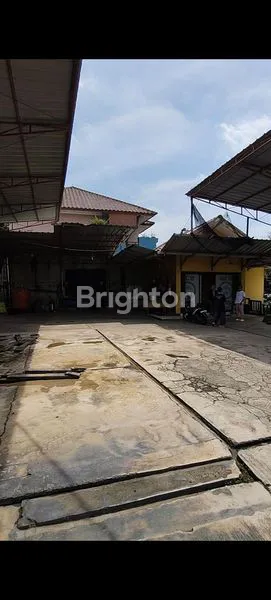 image TEMPAT USAHA STRATEGIS DI GELATIK DEPOK (4)