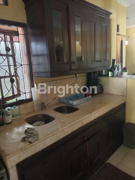 image VILLA UNGASAN 2BR, TANAH LUAS 238M² DEKAT GWK (2)