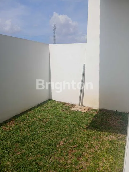 image RUMAH 2 LANTAI MODERN FASILITAS LENGKAP DI KEMANH PRATAMA BEKASI (6)