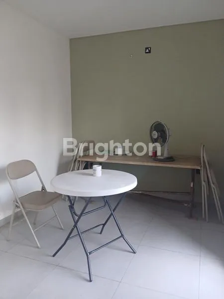 image RUMAH 2 LANTAI MODERN FASILITAS LENGKAP DI KEMANH PRATAMA BEKASI (2)