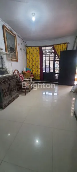 image RUMAH SIAP HUNI 150M² DI PEKAYON - 2 MENIT KE RS EMC, DEKAT MALL (3)