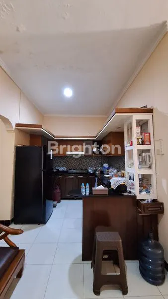 image RUMAH 2 LANTAI PERUMAHAN THE PARADISE PALAGAN SLEMAN (5)