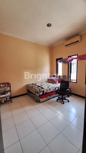 image RUMAH 2 LANTAI PERUMAHAN THE PARADISE PALAGAN SLEMAN (6)