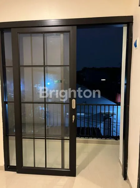 image RUMAH CANTIK 2 LANTAI DI TAMAN ANYELIR DEPOK LOKASI STRATEGIS DEKAT GDC (5)