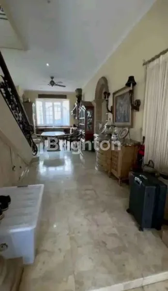 image RUMAH MEWAH 2 LANTAI DI KOMPLEKS KEUANGAN CILANDAK BARAT, SHM (5)