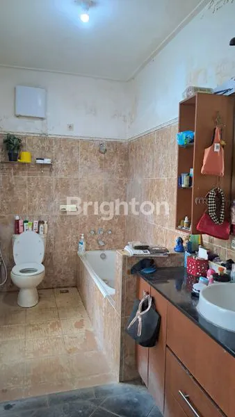 image RUMAH MEWAH NUANSA ASRI CIPADU DEKAT BINTARO PLAZA & STASIUN PONDOK RANJI (3)
