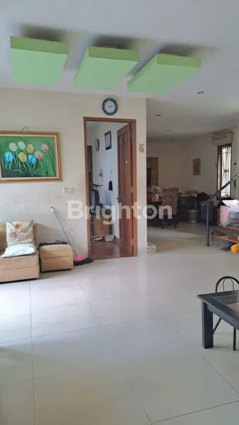 image RUMAH MEWAH NUANSA ASRI CIPADU DEKAT BINTARO PLAZA & STASIUN PONDOK RANJI (4)