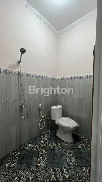 image RUMAH  2 LANTAI CANTIK DAN ASRI DI TELAGA KAHURIPAN BOGOR  (8)