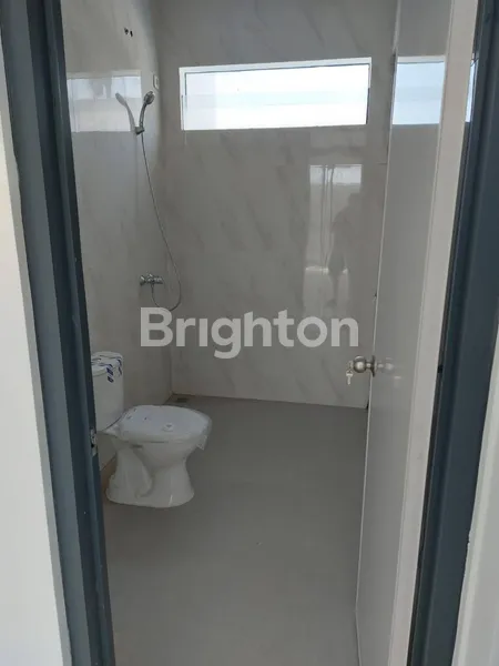 image RUMAH BARU 2 LANTAI SATELIT UTARA SUKOMANUNGGAL SURABAYA  (6)