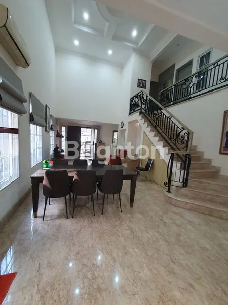 image RUMAH MEWAH 2 LANTAI DI MEDITERRANEAN LIPPO KARAWACI, 4KT 5KM DEKAT UPH, SPH DAN SUPERMAL  (3)