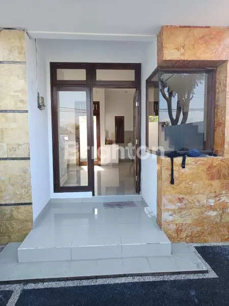 image DIJUAL RUMAH MODERN MINIMALIS LANTAI 2  (2)