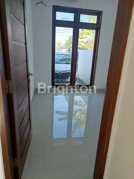 image DIJUAL RUMAH MODERN MINIMALIS LANTAI 2  (6)