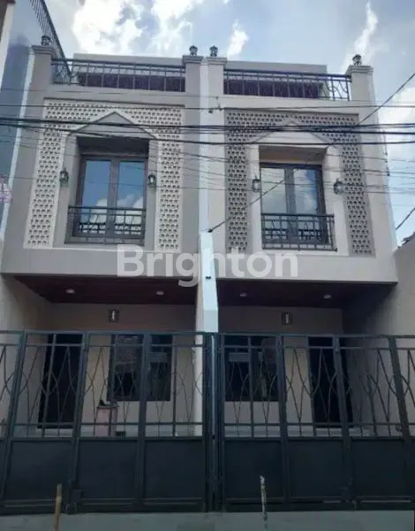 image DIJUAL RUMAH BARU GAYA MAROKO BEBAS BANJIR JAKARTA TIMUR  (1)