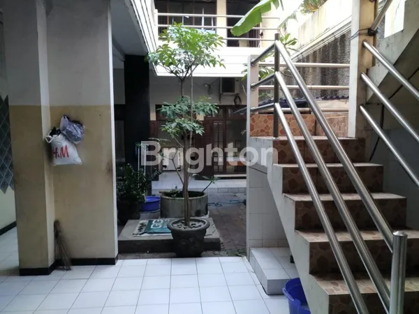 image RUKO MEWAH 2 LANTAI DI JALAN UTAMA PEMUDA MOJOSARI (2)