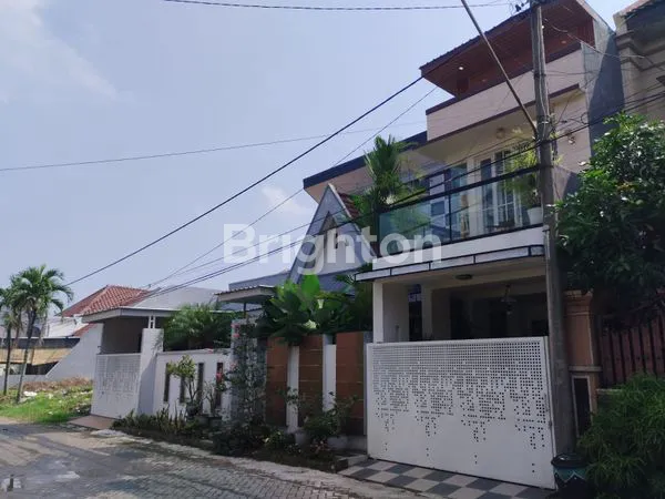 image RUMAH 2.5 LANTAI MOJOKERTO FULL FURNISHED (2)