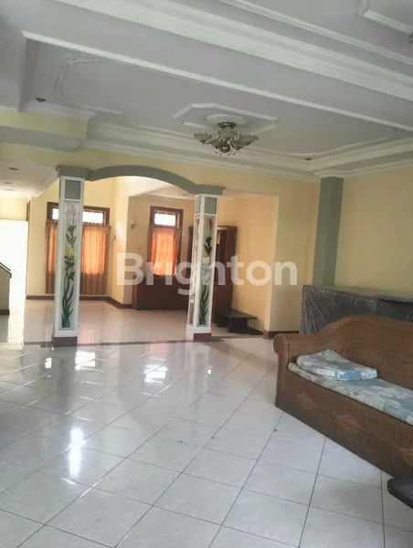 image RUMAH BAGUS DAN CANTIK DI JUAL CEPAT DI AMSTERDAM (1)