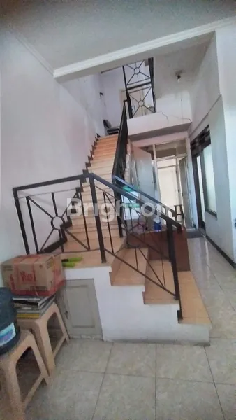 image MURAH!! RUMAH HITUNG TANAH DAN SIAP HUNI 5+2 BR, AREA DARMO PERMAI SELATAN (5)