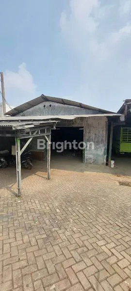 image TANAH 2000 METER ADA BANGUNAN GUDANG STARTEGIS PINGGIR JLN RAYA SETU CIKARANG KAB BEKASI (2)