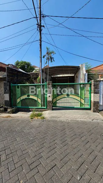 image RUMAH BESAR, BENTUK TANAH NGANTONG, LUAS 1152 DI DAERAH JEMURSARI JL. SOPONYONO, KONDISI SIAP PAKAI (1)