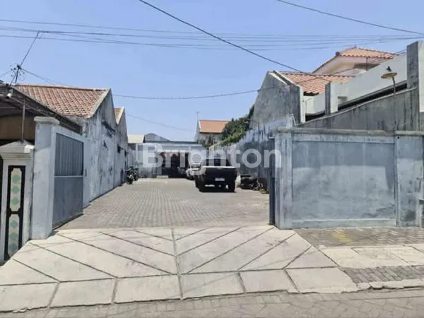 image  RUMAH USAHA, DEKAT RUNGKUT DAN JUANDA (2)