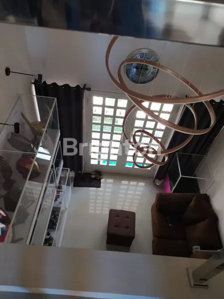 image RUMAH 2 LANTAI SIAP HUNI (7)