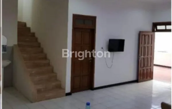 image RUMAH SIAP HUNI SIMPANG DARMO PERMAI SELATAN (2)