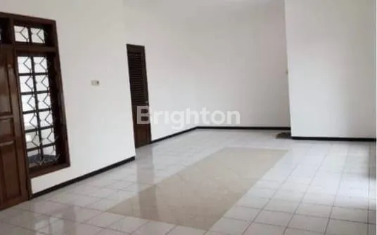 image \UD83C\UDFE1 *JUAL/SEWA RUMAH 2 LANTAI* *SIMPANG DARMO PERMAI SELATAN*   (4)