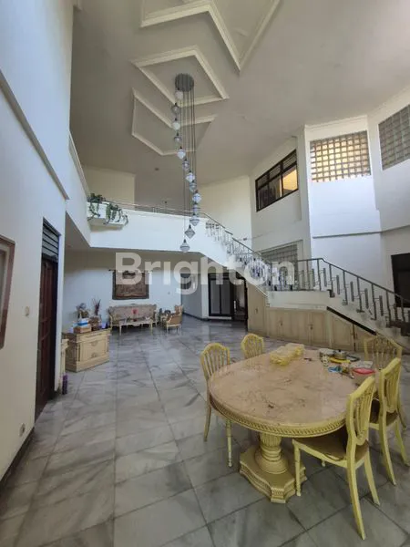 image MEWAH HITUNG TANAH 2 LANTAI MARMER. MANYAR KERTOARJO,MANYAR KERTOADI,DHARMAHUSADA PERMAI,KERTAJAYA INDAH TIMUR,WISMA MUKTI,KLAMPIS ANOM,KLAMPIS INDAH,PURI GALAXY BUMI PERMAI ARAYA,WISMA PERMAI BARAT,SUTOREJO PRIMA SELATAN,MULYOSARI,UNAIR,ITS (1)