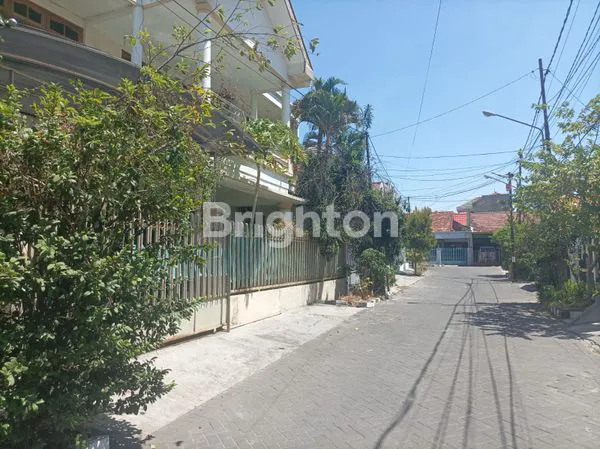 image RUMAH MEWAH 2 LANTAI DI DARMO PERMAI - 6KT, DEKAT LENMARC MALL (2)