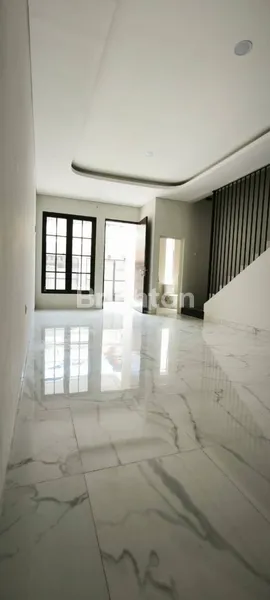 image 2 UNIT RUMAH 1M'AN, SIAP HUNI KARANG EMPAT KENJERAN SURABAYA, ROW 2.5 MOBIL (2)