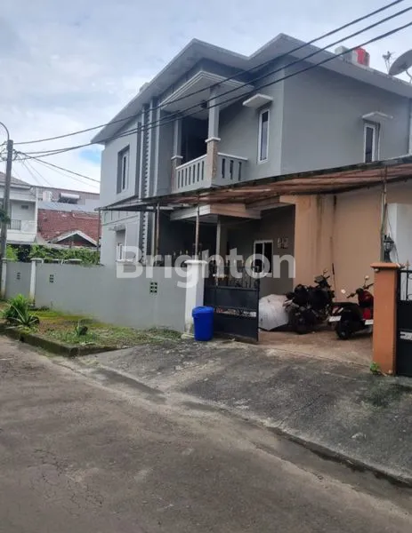 image RUMAH SEKTOR 1C  HOEK GADING SERPONG TANGERANG (1)