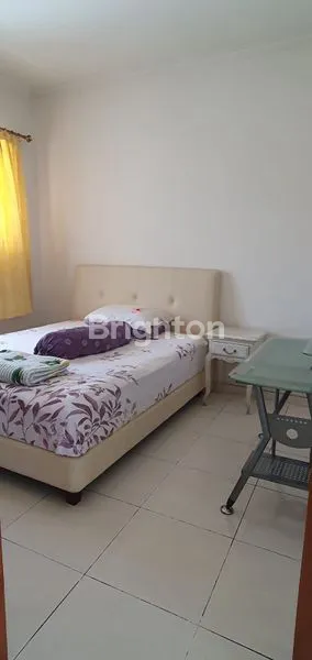 image GRAHA FAMILY FULL FURNISH TERAWAT N BERSIH SURABAYA BARAT AKSES JALAN BANYAK (4)