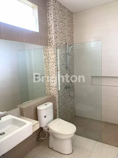 image RUMAH MEWAH 425M² DI RAFFLES GARDEN CITRALAND - 4+1 KT, 4+2 KM (6)