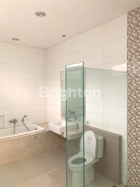 image RUMAH MEWAH 425M² DI RAFFLES GARDEN CITRALAND - 4+1 KT, 4+2 KM (7)