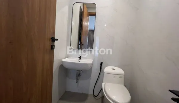 image FREEHOLD VILLA IN PERERENAN – CANGGU, BALI - FULLY FURNISHED 3 FLOORS 2 BEDROOMS (7)