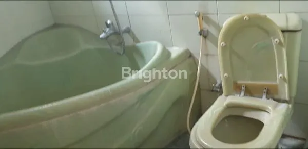 image RUMAH MEWAH BESAR DAN MURAH (6)