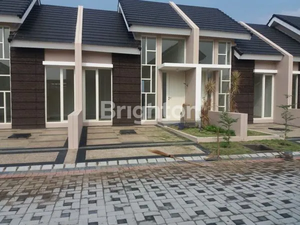 image PURI SAFIRA REGENCY (CLUSTER SHANAYA) MENGANTI GRESIK (1)