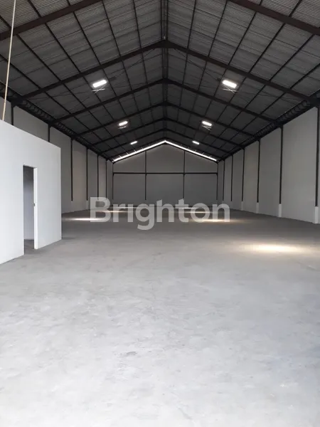 image GUDANG SIAP PAKAI, ADA RUANG KANTOR, LOKASI STRATEGIS DEKAT GERBANG TOL MARGOMULYO (1)