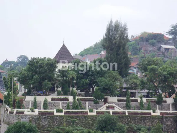 image RUMAH LAMA ARTISTIK, GAJAHMUNGKUR, KOTA SEMARANG  (3)