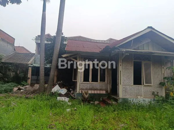 image RUMAH MEWAH 1200M² DI PASAR MINGGU - COCOK UNTUK BISNIS (4)