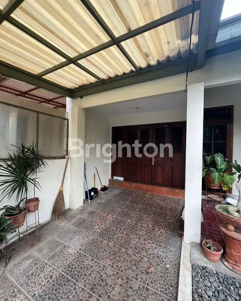 image DIJUAL RUMAH LOKASI PONDOK INDAH ASRI & STRATEGIS  (5)
