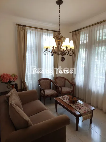 image RUMAH LUAS & NYAMAN DI BINTARO JAYA (4)