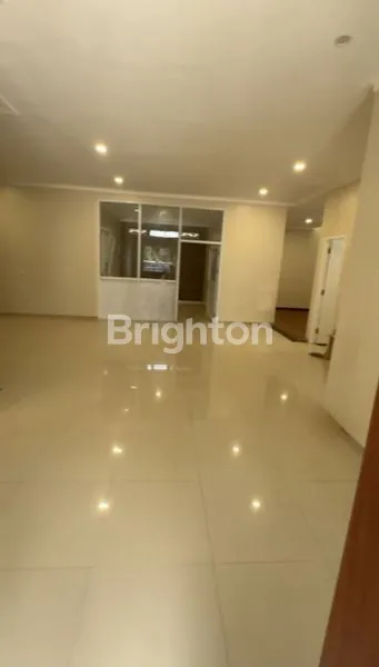 image RUMAH LUAS SINGGASANA PRADANA (2)