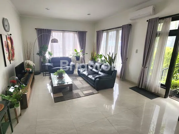 image RUMAH MEWAH DAN ASRI LOKASI STRATEGIS DI KEMANGGISAN, SLIPI. (6)