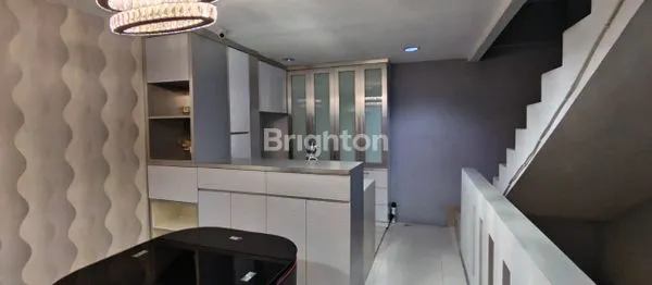 image RUMAH STRATEGIS SIAP HUNI PINGGIR JALAN, BARU RENOVASI, 4 LANTAI , TAMAN RATU, DEKAT GREENVILLE DEKAT TANJUNG DUREN, KEBON JERUK JAKARTA BARAT (5)