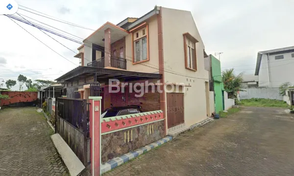 image RUMAH 2 LANTAI SEMI-FURNISH DI GRAHA PUNTADEWA DEKAT BANDARA (1)