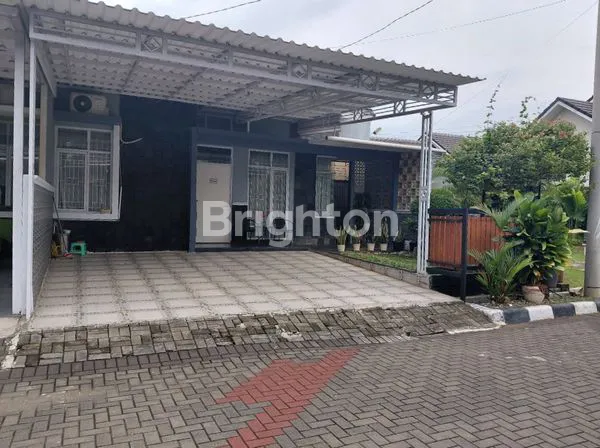 image RUMAH HOOK BUKIT CIMANGGU CITY  (2)