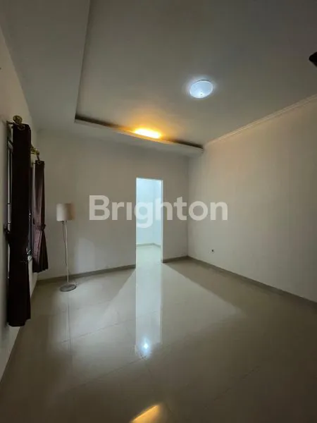 image RUMAH TERMURAH DESIGN MODERN 2 LT GRIYA GANDARIA JAGAKARSA JAKARTA SELATAN BEBAS BANJIR (7)