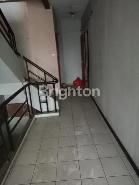 image RUKO 3LANTAI DIDALAM KOMPLEK GREENVILLE (3)